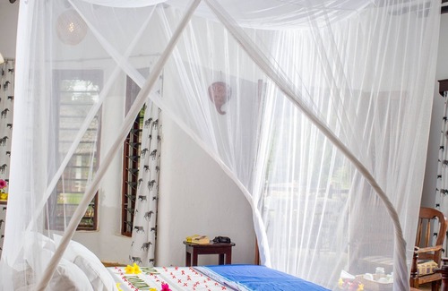 Galu Cabina | Kinondo Poa Resort