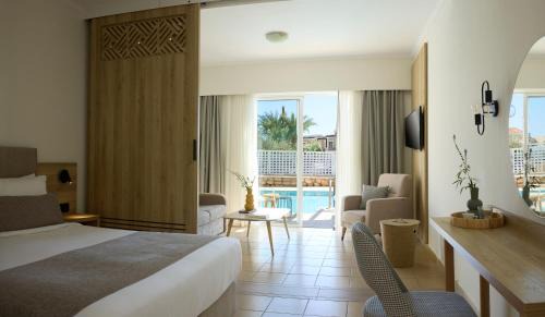 Kiotari Hotel | Kiotari Bay
