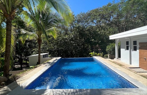 Tamanique Villa | Kira's Paradise - 4-bdr Villa Infinity Pool w/ Private Beach - 5 mins to Tunco