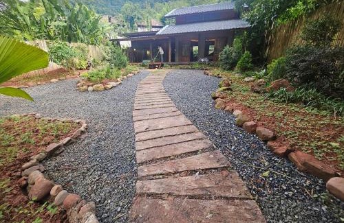 Bo Kluea Chalet De Esquí | Kiri Vari Boutique Resort at Sapan