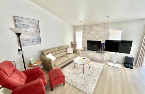 Inglewood-Finn Hill Casa | Kirkland Cozy Room