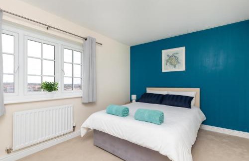 Stanley Casa | Kirkstall by Alt-Stay Accommodation - 4 Bed House Ideal For Workforces & Relocations - Weekly & Monthly Rates Available