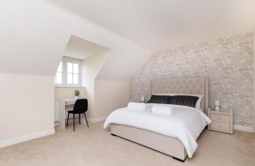Stanley Casa | Kirkstall by Alt-Stay Accommodation - 4 Bed House Ideal For Workforces & Relocations - Weekly & Monthly Rates Available