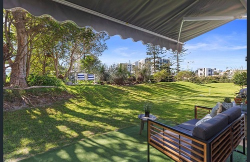 Coolangatta Apartamento | Kirra Escape - Beachside Kirra - Pet Friendly - Min. 3 Night Stays!