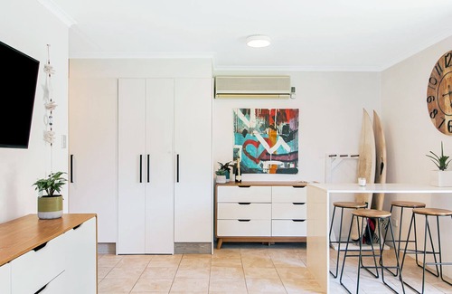 Coolangatta Apartamento | Kirra Escape - Beachside Kirra - Pet Friendly - Min. 3 Night Stays!