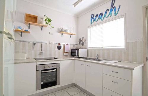 Wongaling Beach Apartamento | Kirrama 2 Summary: *