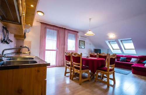 Hajduszoboszlo Apartamento | Kis-Gast Panoráma Apartman