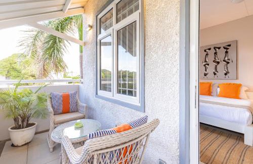 Pointe aux Canonniers Apartamento | Kisana Residence - Spacious studio with balcony, shared pool and garden