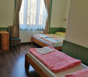 Sumeg Cama Y Desayuno | Kisfaludy Vendégház -Sümeg-