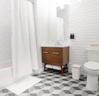 Central Business District Apartamento | Kislak 302 Spacious 1BR in Heart of Downtown
