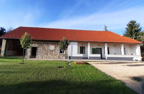 Bakonyszentkiraly Apartamento | Kispajta Vendégház