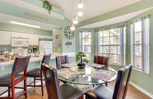 Kissimmee Apartamento | Kissimmee Condo w/ Private Porch < 7 Mi to Disney!