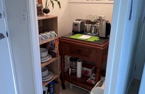 Titirangi Cama Y Desayuno | Kitchen Garden Studio Bed and Breakfast
