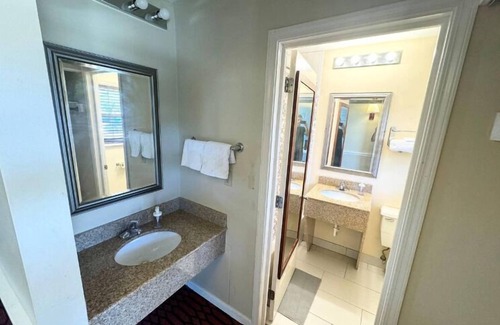 Strasburg Hotel | Kiteville Lancaster