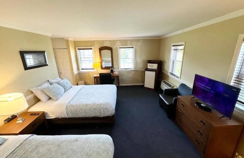 Strasburg Hotel | Kiteville Lancaster