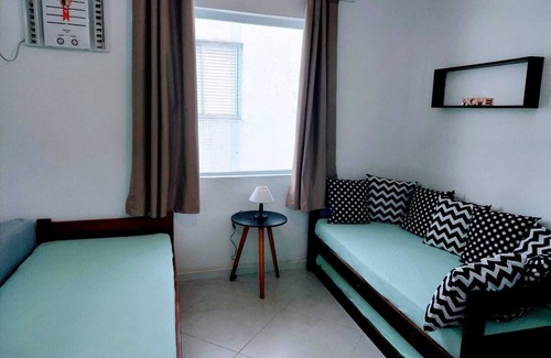 Enseada Alquiler De RV | Kitnet 2 blocks from Enseada beach with Internet