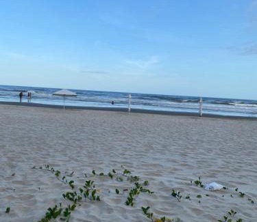 Mongagua Apartamento | Kitnet Centro Mongaguá Beira Mar - com garagem