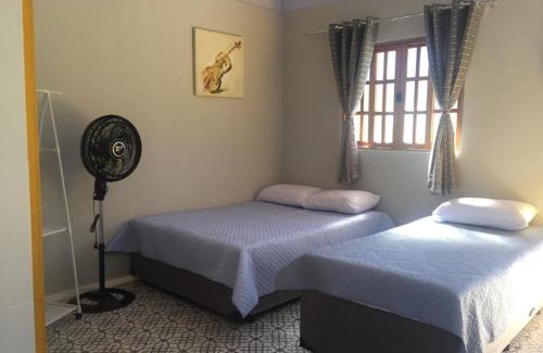 Mambucaba Casa | Kitnet na praia para temporada