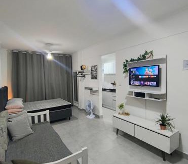 Guilhermina Apartamento | Kitnet - Pé na Areia