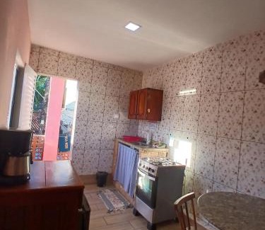 Pontal Casa | kitnet pé na areia reservado por sayonara