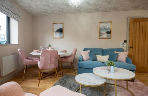 Easton Apartamento | Kitsune - 1 Bedroom Luxury Apartment by Mint Stays