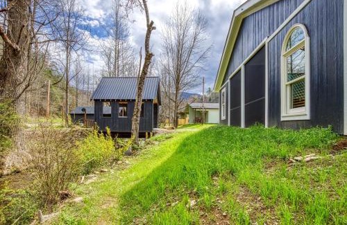 Cosby Casa | Kitt's Cottage, Pickleball Court, Creek, WIFI, Mountain Views, Starting at 79"