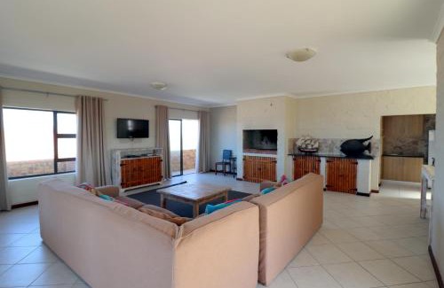L'Agulhas Casa | Kitta In Struisbaai