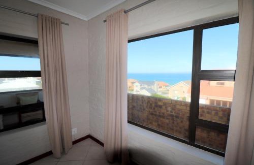 L'Agulhas Casa | Kitta In Struisbaai