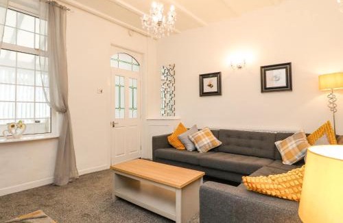 South Shore Casa | Kitty Cottage