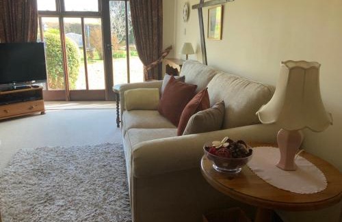 Godshill Casa | Kitty's Loft