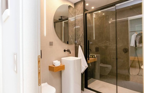 Ladadika Condominio | Kiveli Sea View Suite 3