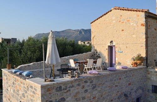 Pyrgou Dirou Casa | Kivotos Mani