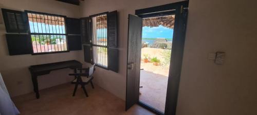 Lamu Cama Y Desayuno | Kivundoni House