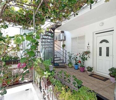Maini Apartamento | Kiwi Apartments Budva