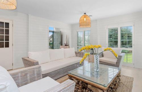Matarangi Casa | Kiwi Kuta with direct beach access -Matarangi Home
