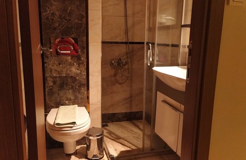 Rasimpasa Hotel | Kiwi Otel