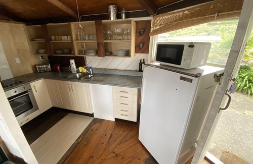 Ocean Beach Cabaña | Kiwiana Bach - Ocean Beach Bach
