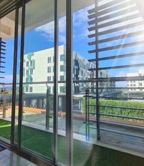 Tanjung Aru Apartamento | KK Aeropod Corner unit A near Airport and City Free Parking