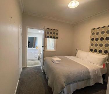 Hamilton North Casa | KK Boarding Holiday house