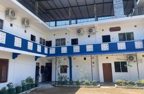 Kataragama Hotel | kk house