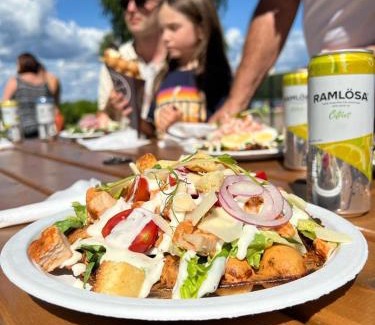 Gnesta Cabina | Klämmingsbergsbadets - STUGA GÄDDAN