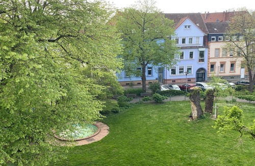 Kaiserslautern Apartamento | KL40: New, fully furnished 3-bed apart. located in the heart of Kaiserslautern.