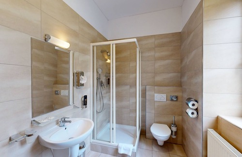 Bac Hotel | Klaudia's Hotel & Restaurant