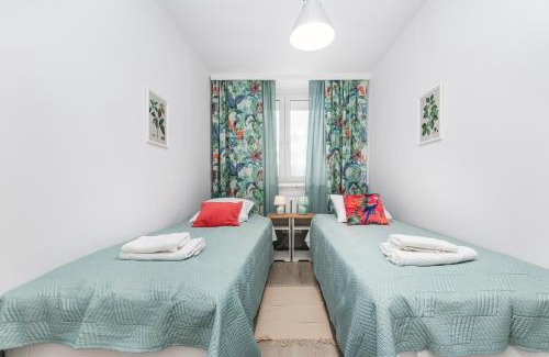 Marymount Apartamento | Klaudyny 6 by Homeprime