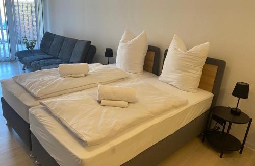 Dolbau Apartamento | Klein und fein - Terrasse - Stellplatz - WIFI - Star Park