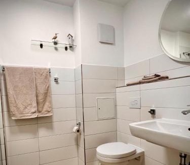 Scharbeutz Apartamento | Kleine Auszeit - inklusive Parkplatz & WiFi, Geschirrspüler, Waschmaschine & Terrasse mit Strandkorb - Perfekt für Urlaub & Business