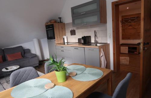 Laudenbach Apartamento | Kleine, gemütliche Dachgeschosswohnung