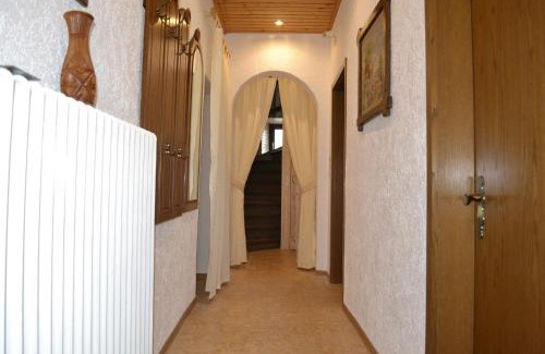 Niederemmel Apartamento | Kleines Ferienhaus Nicole