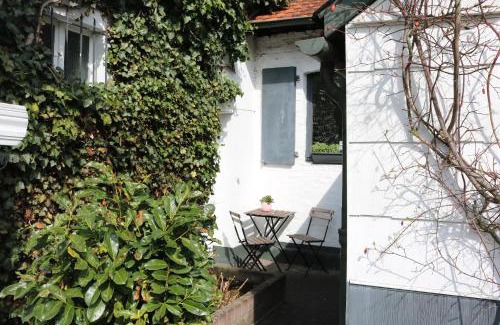 Moenchengladbach Apartamento | Kleines, gemütliches Häuschen