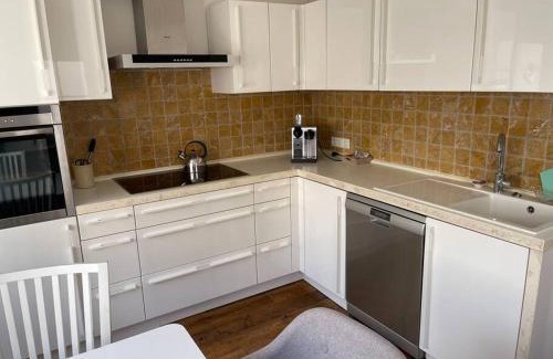 Duisdorf Apartamento | Kleines, gemütliches Haus in Bonn
